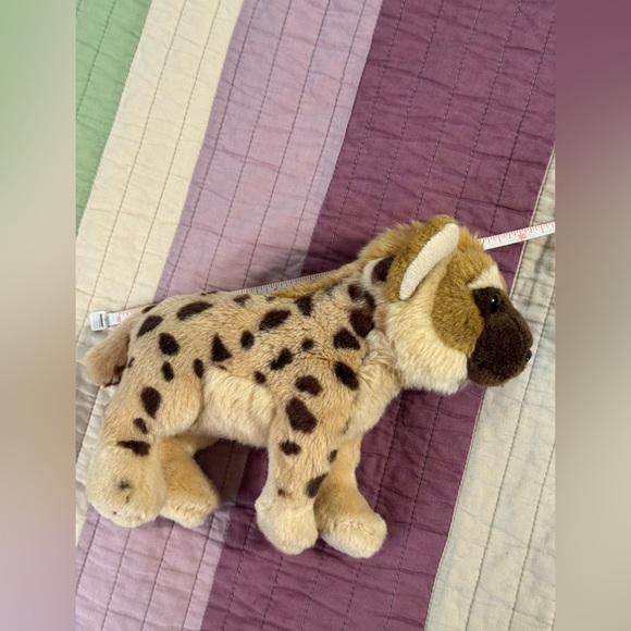 Save our space hyena plush - Picture 11 of 11